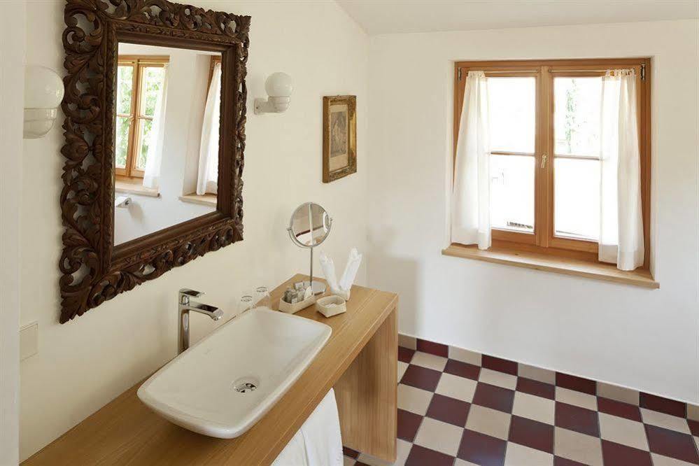 Ottmanngut Suite And Breakfast Merano Bagian luar foto