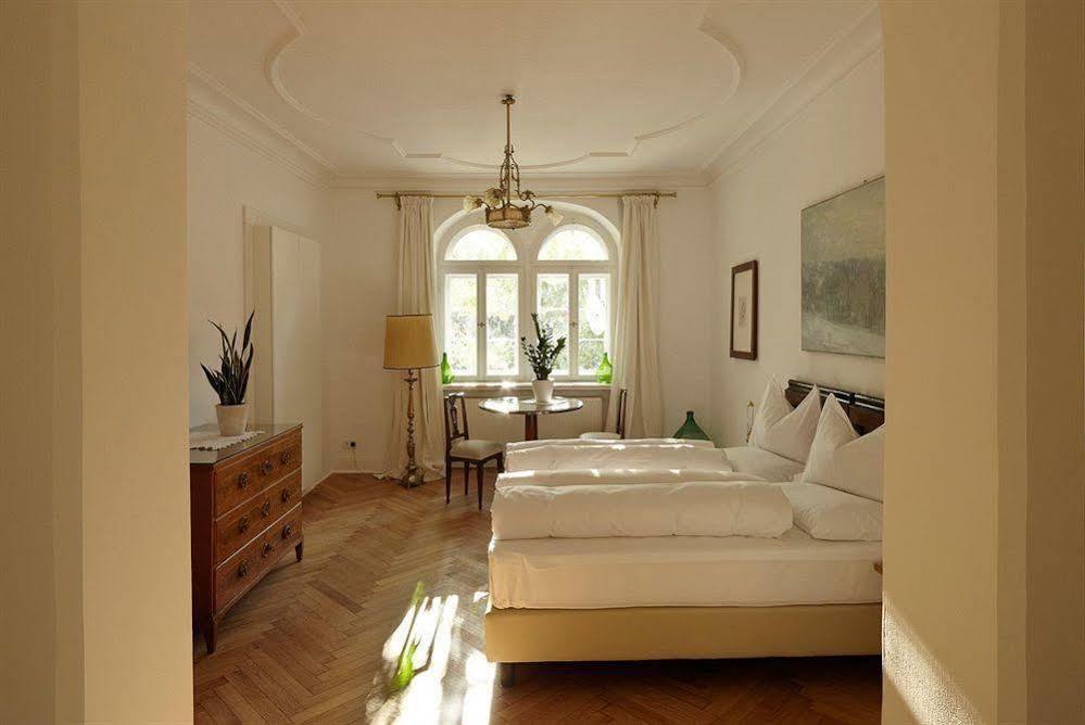 Ottmanngut Suite And Breakfast Merano Bagian luar foto